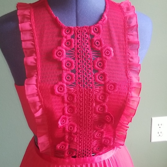 New ASOS Pleated Cut Out Red Dress Sz. 6 - Picture 2 of 8